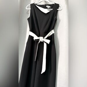 NWOT black and white, elegant, pantsuit with belt by Calvin Klein